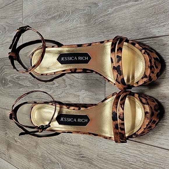 Jessica Rich Size 5.5/36 Leopard Print Platform Strappy Heels NEW - Picture 2 of 9